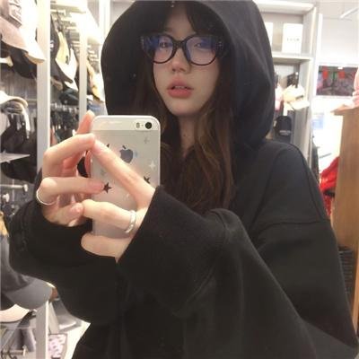 是谁干的好事。高清封面