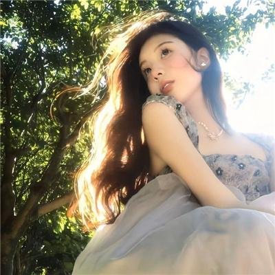 华丽上班族高清封面